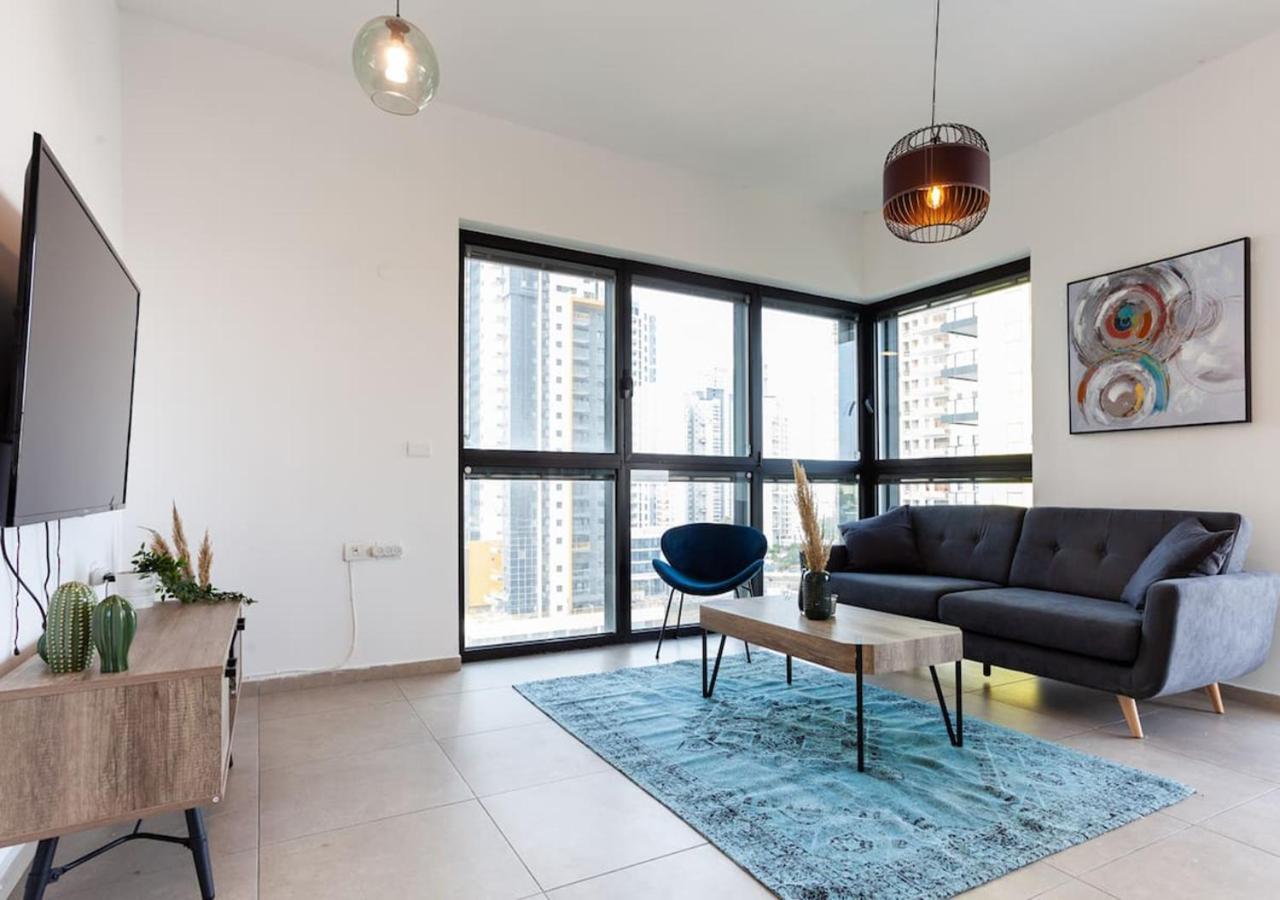 בת ים Oַ&O Group- Luxury Apt Tower Spectacular Sea View מראה חיצוני תמונה